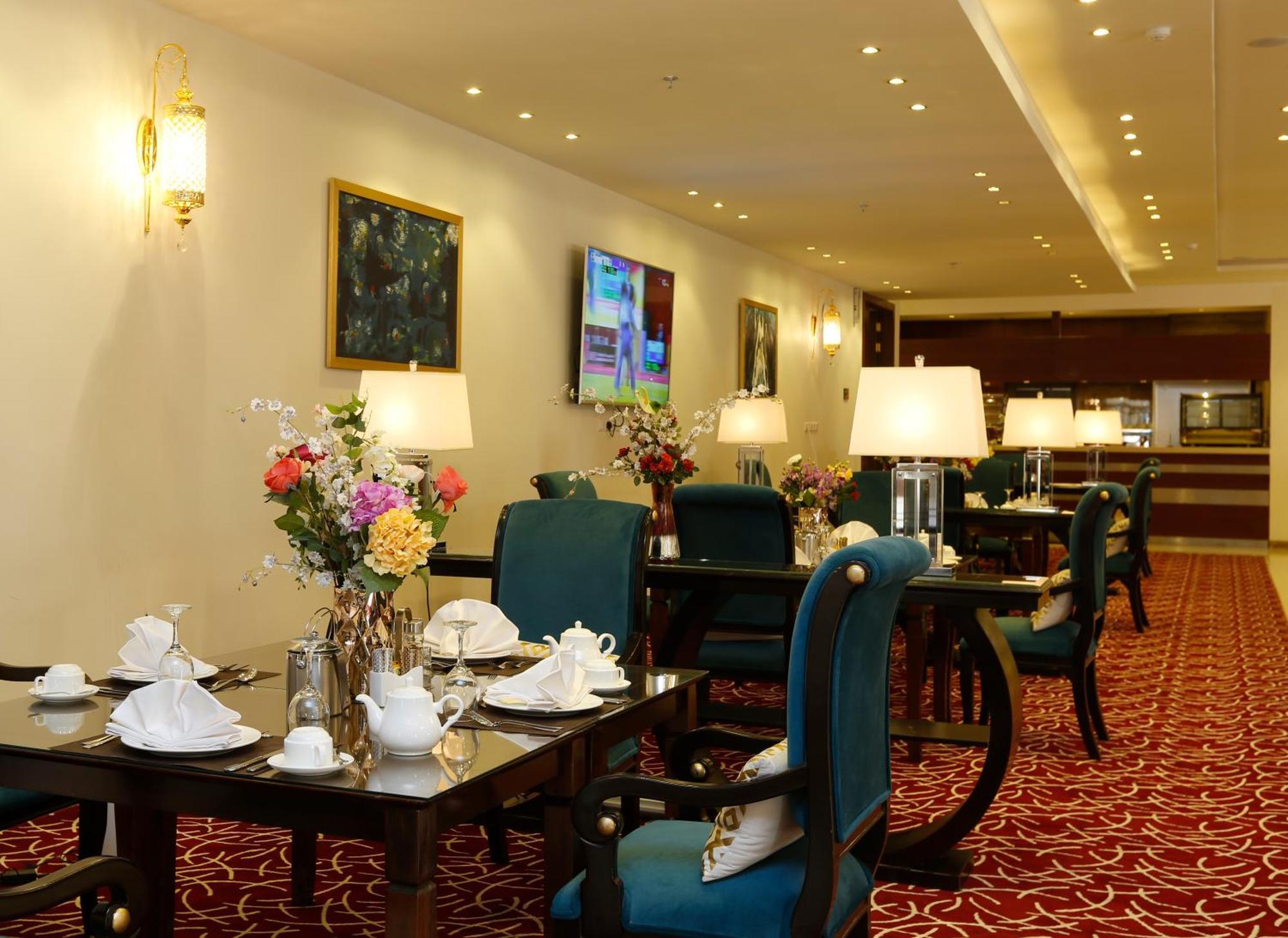 Innyar Hotel Riyadh Eksteriør billede