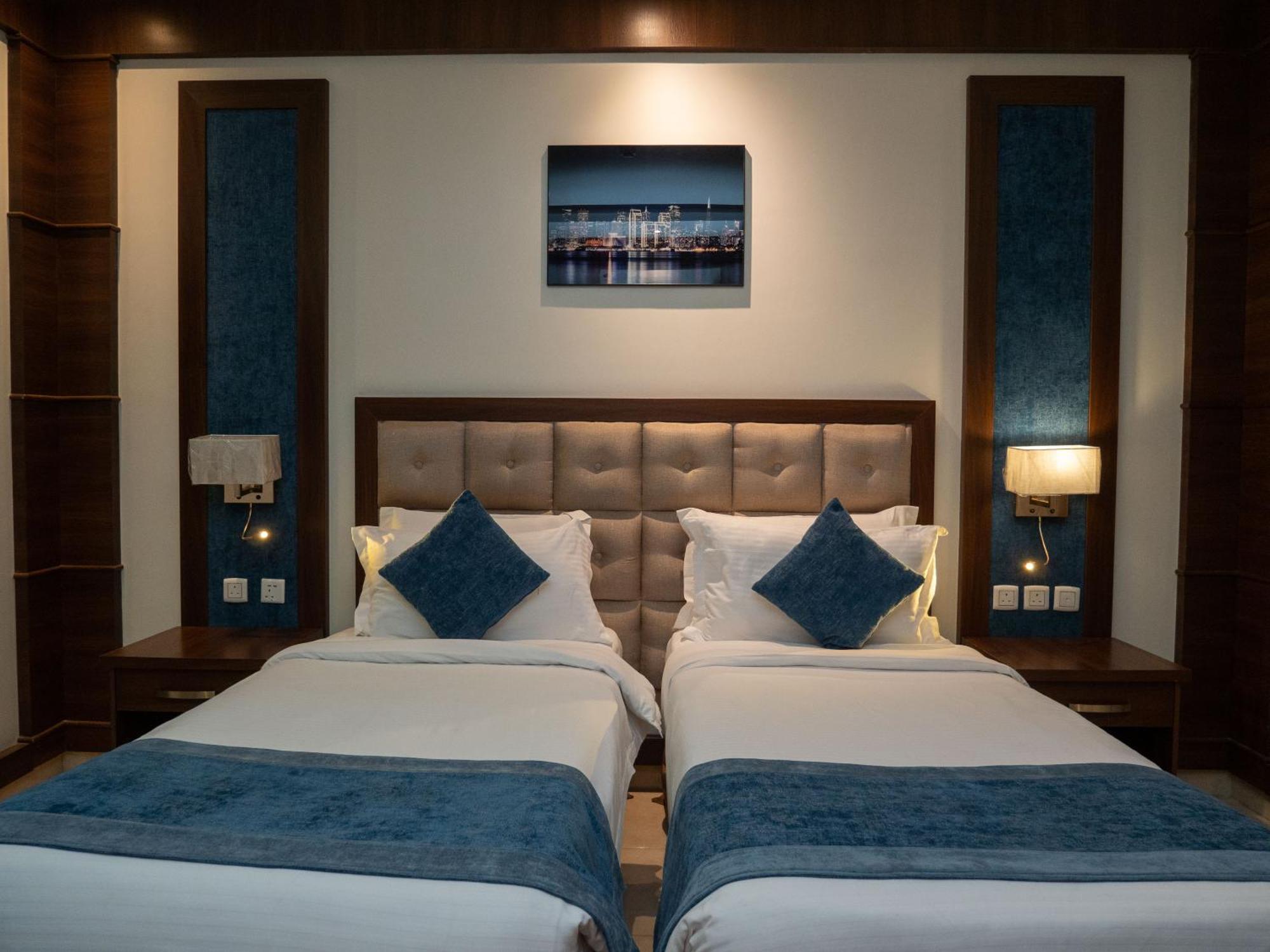 Innyar Hotel Riyadh Eksteriør billede