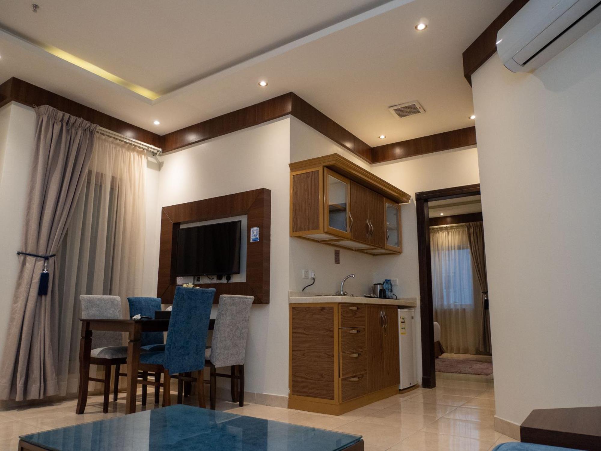 Innyar Hotel Riyadh Eksteriør billede
