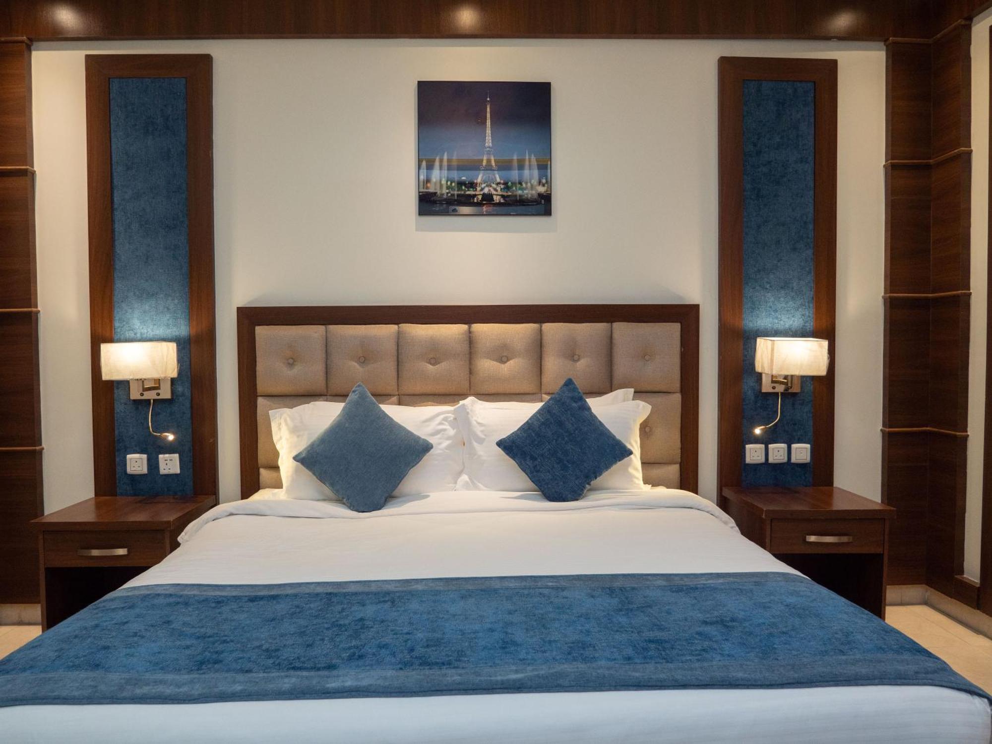 Innyar Hotel Riyadh Eksteriør billede