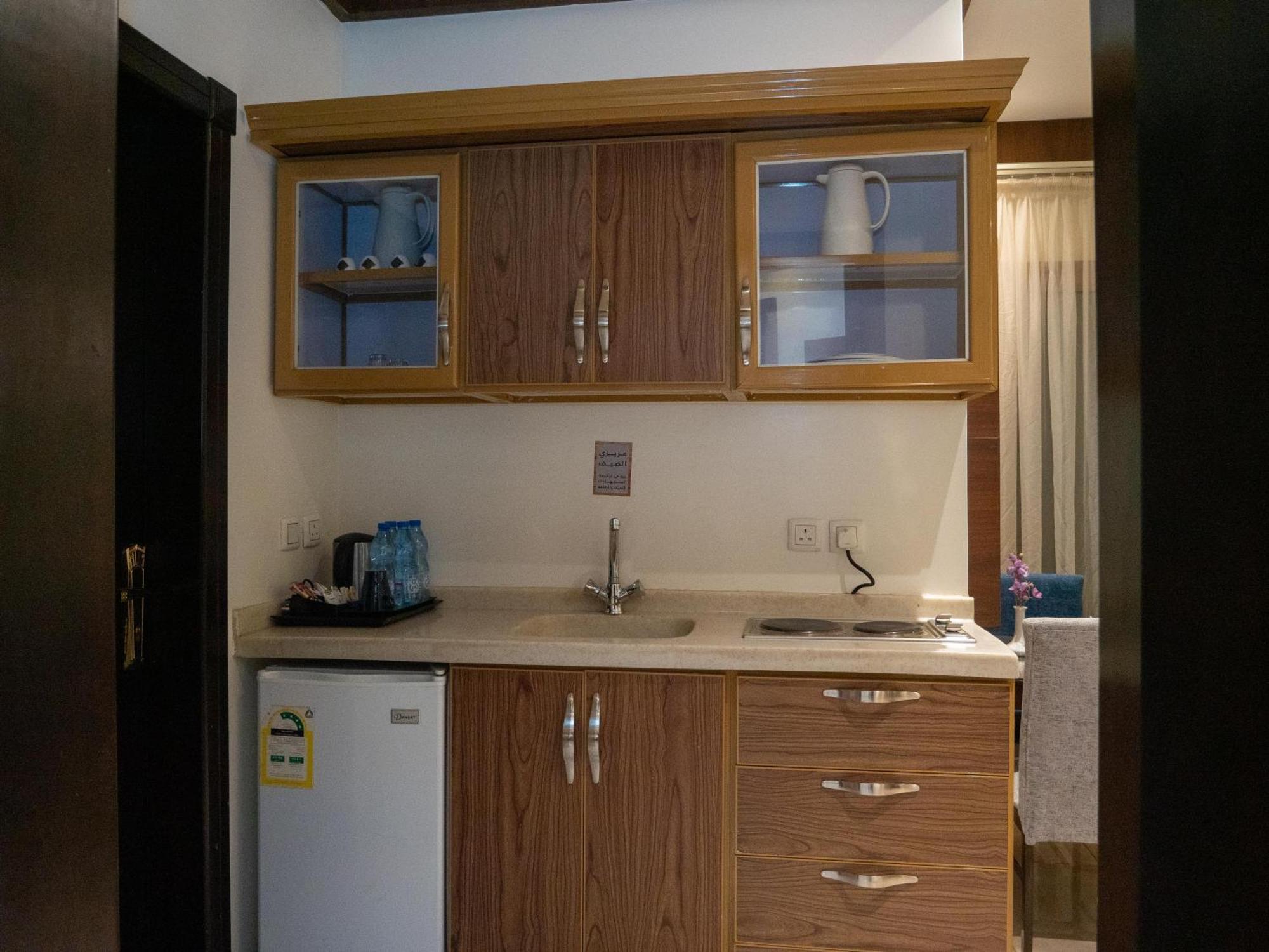 Innyar Hotel Riyadh Eksteriør billede