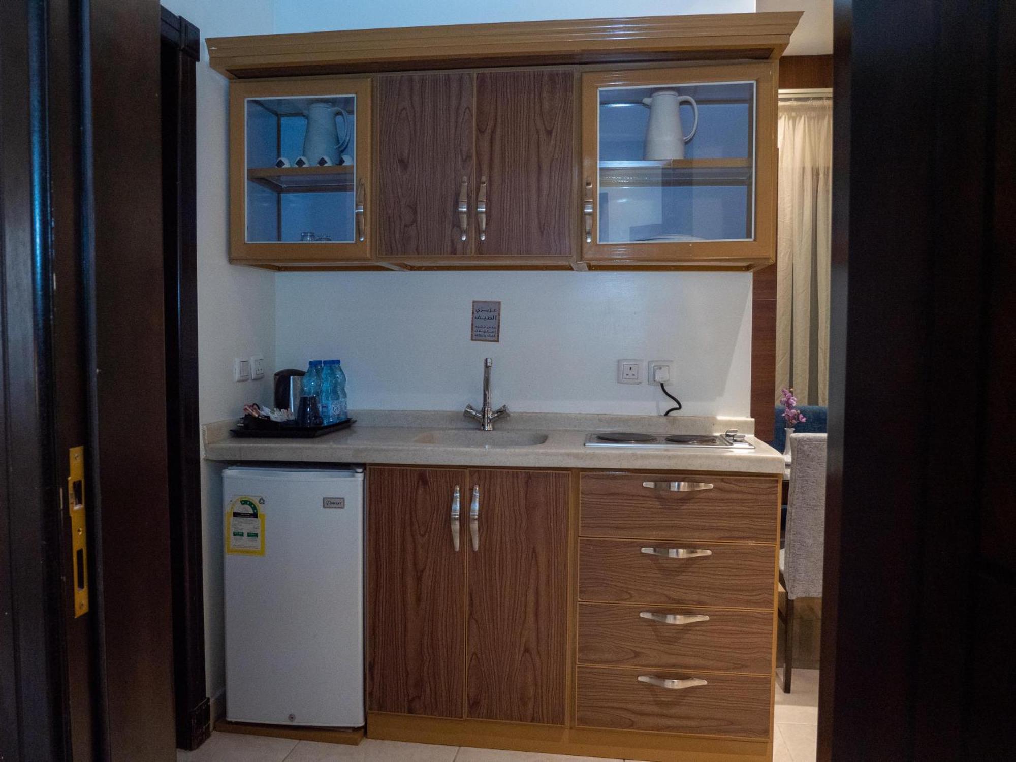 Innyar Hotel Riyadh Eksteriør billede